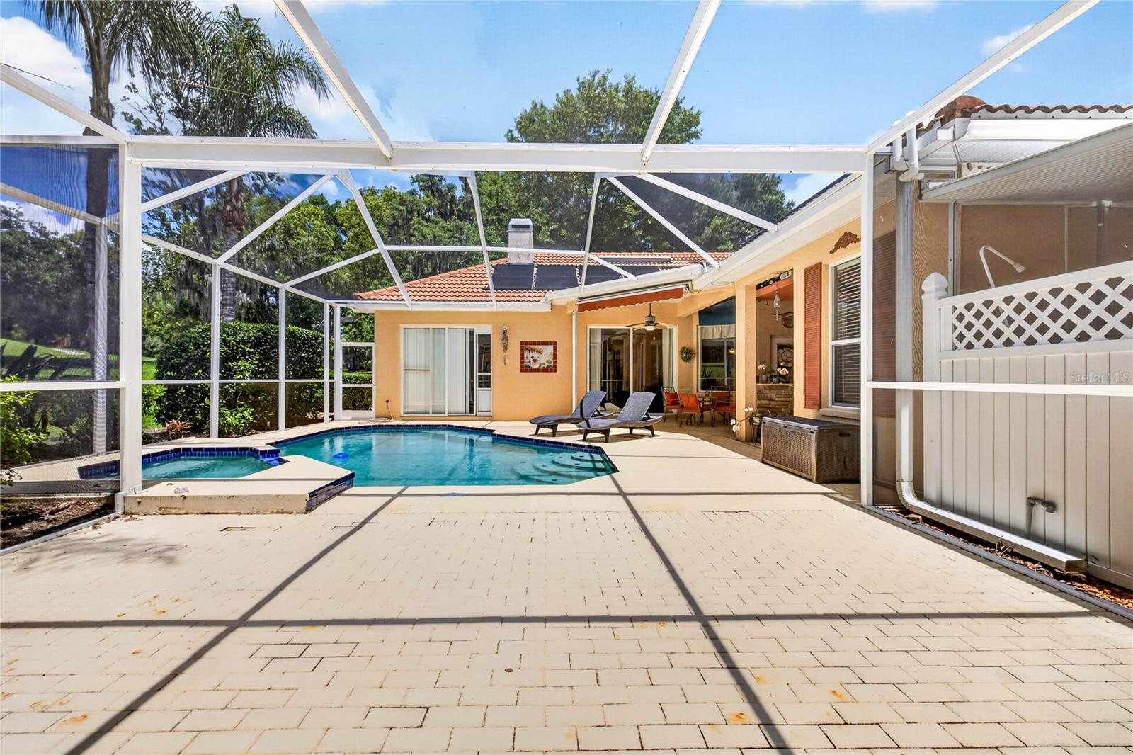 12643 OAK HOLLOW CT