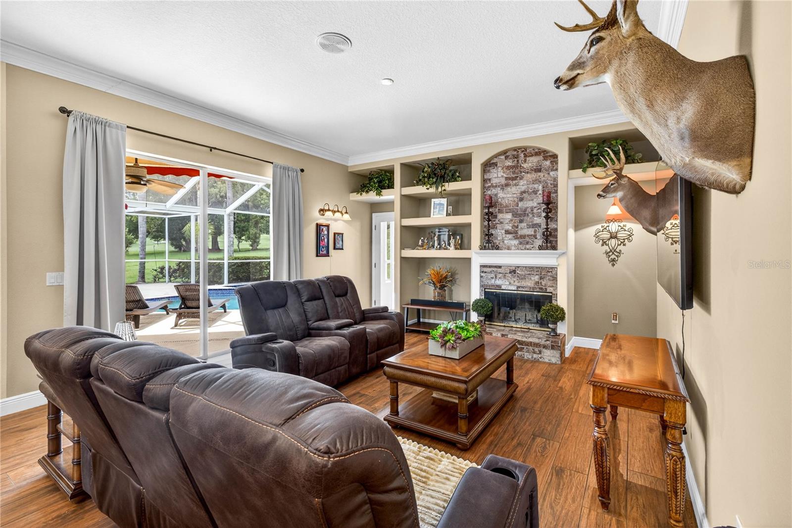 12643 OAK HOLLOW CT