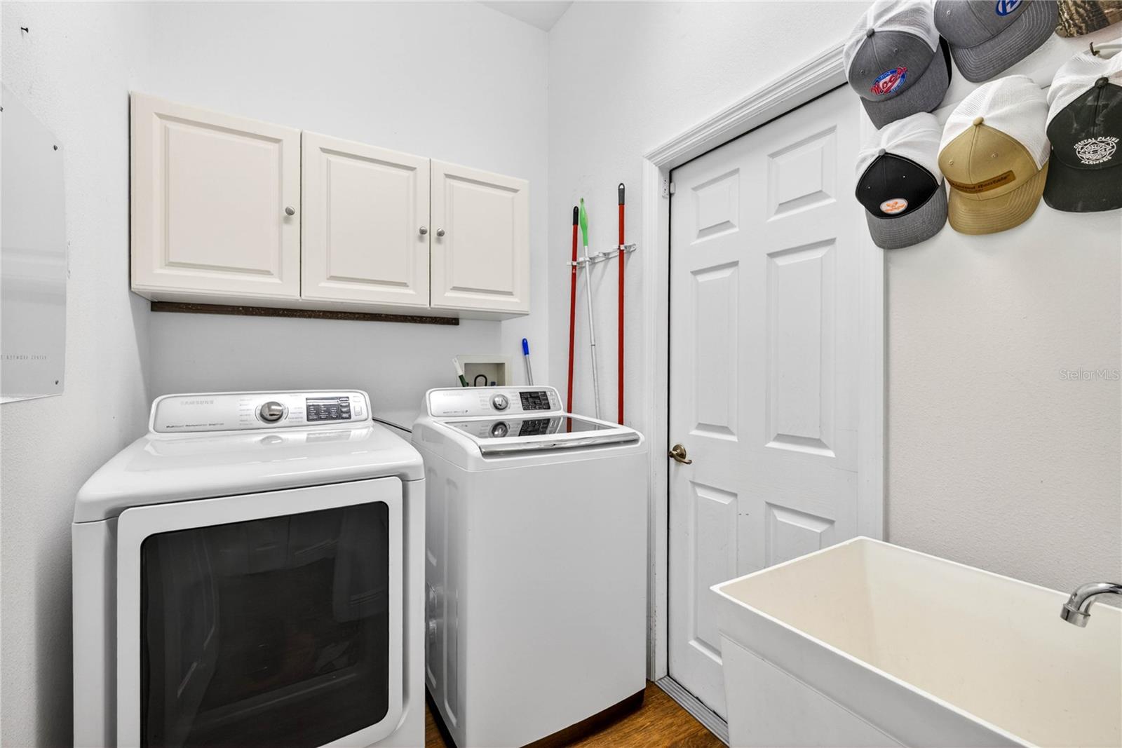 12643 OAK HOLLOW CT