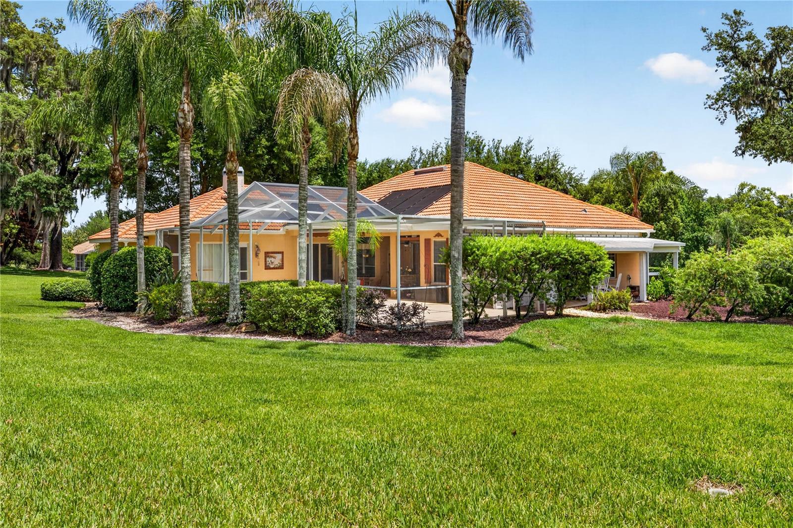 12643 OAK HOLLOW CT