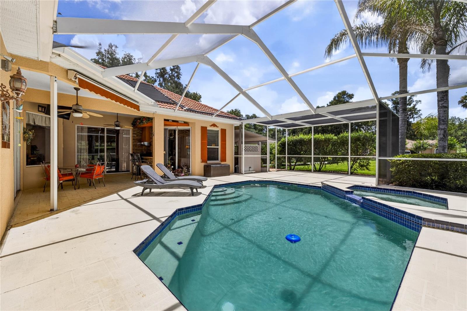 12643 OAK HOLLOW CT