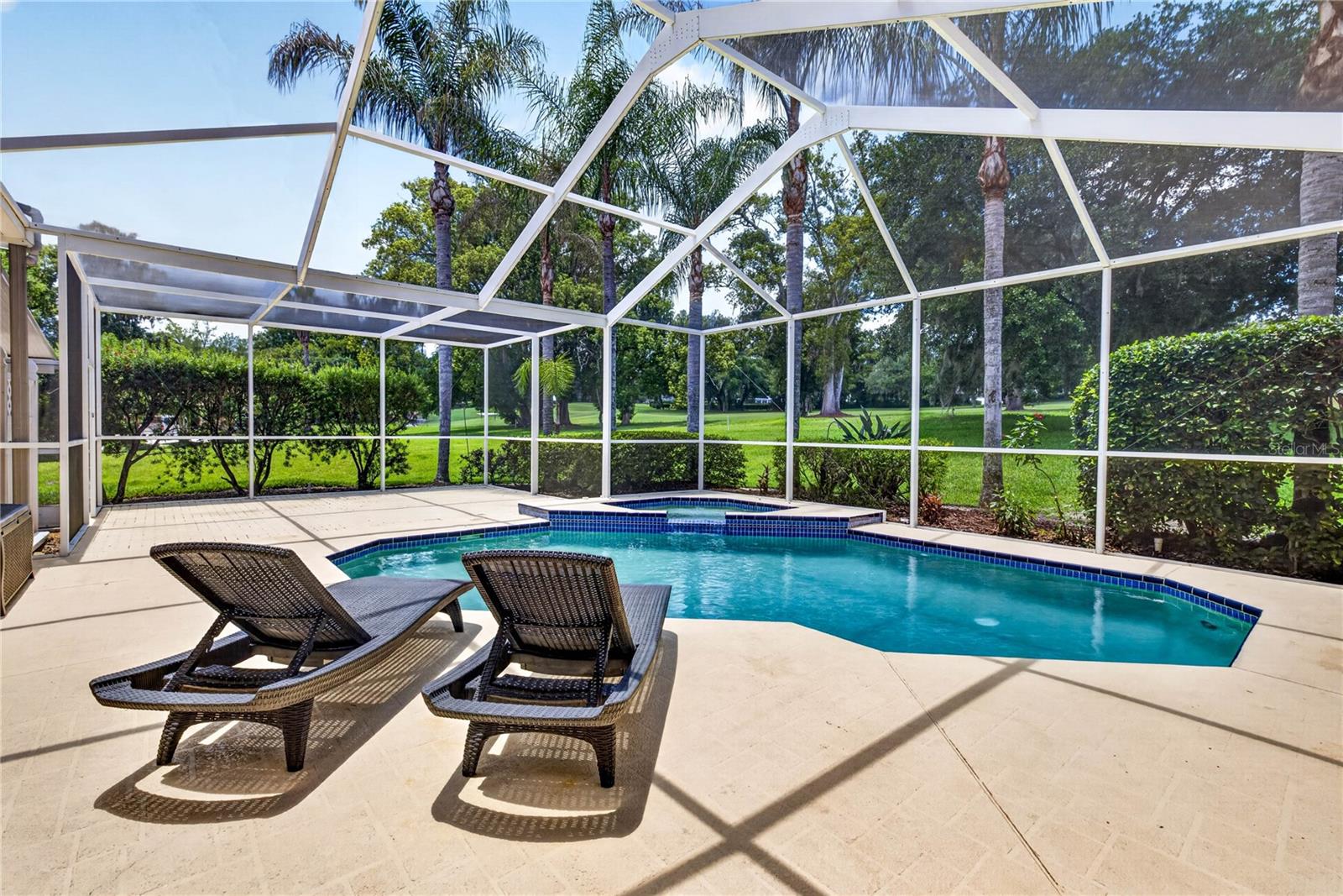 12643 OAK HOLLOW CT