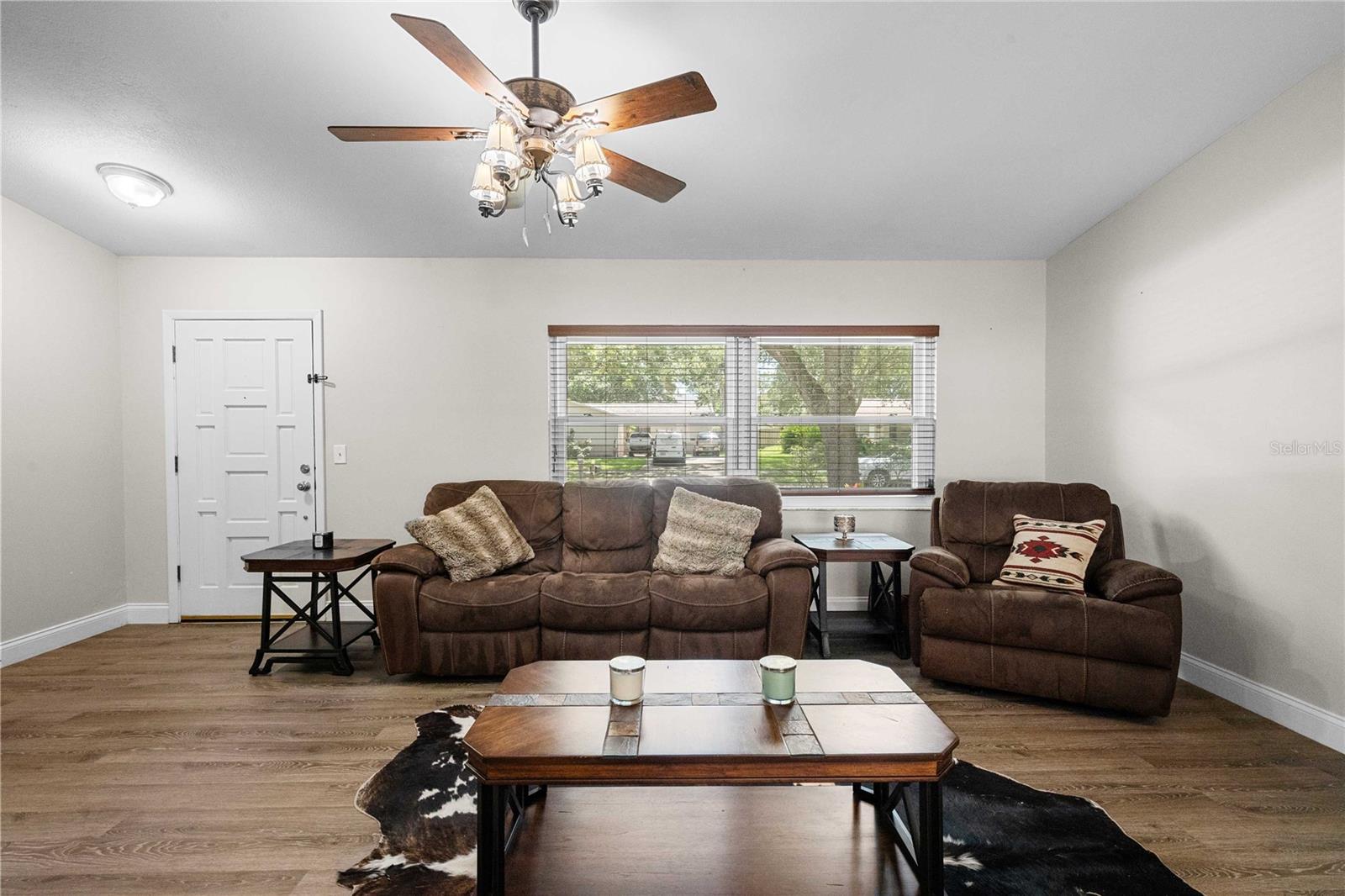 2423 FORREST CREST CIR
