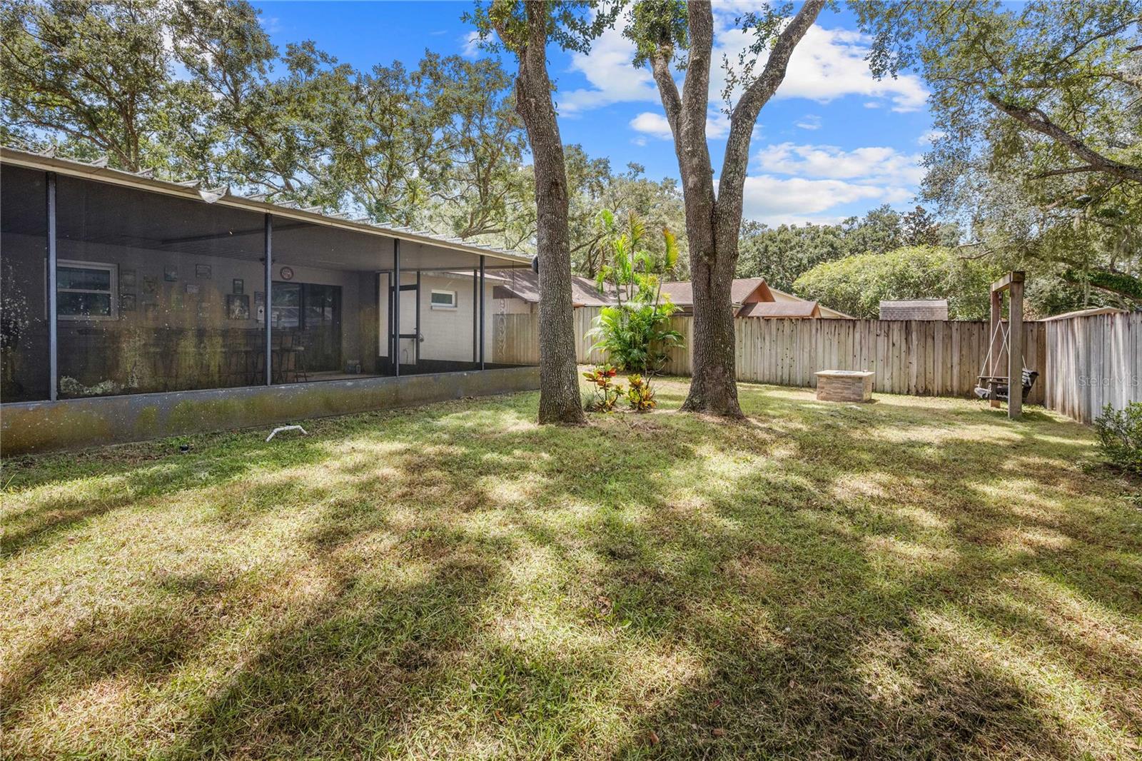 2423 FORREST CREST CIR