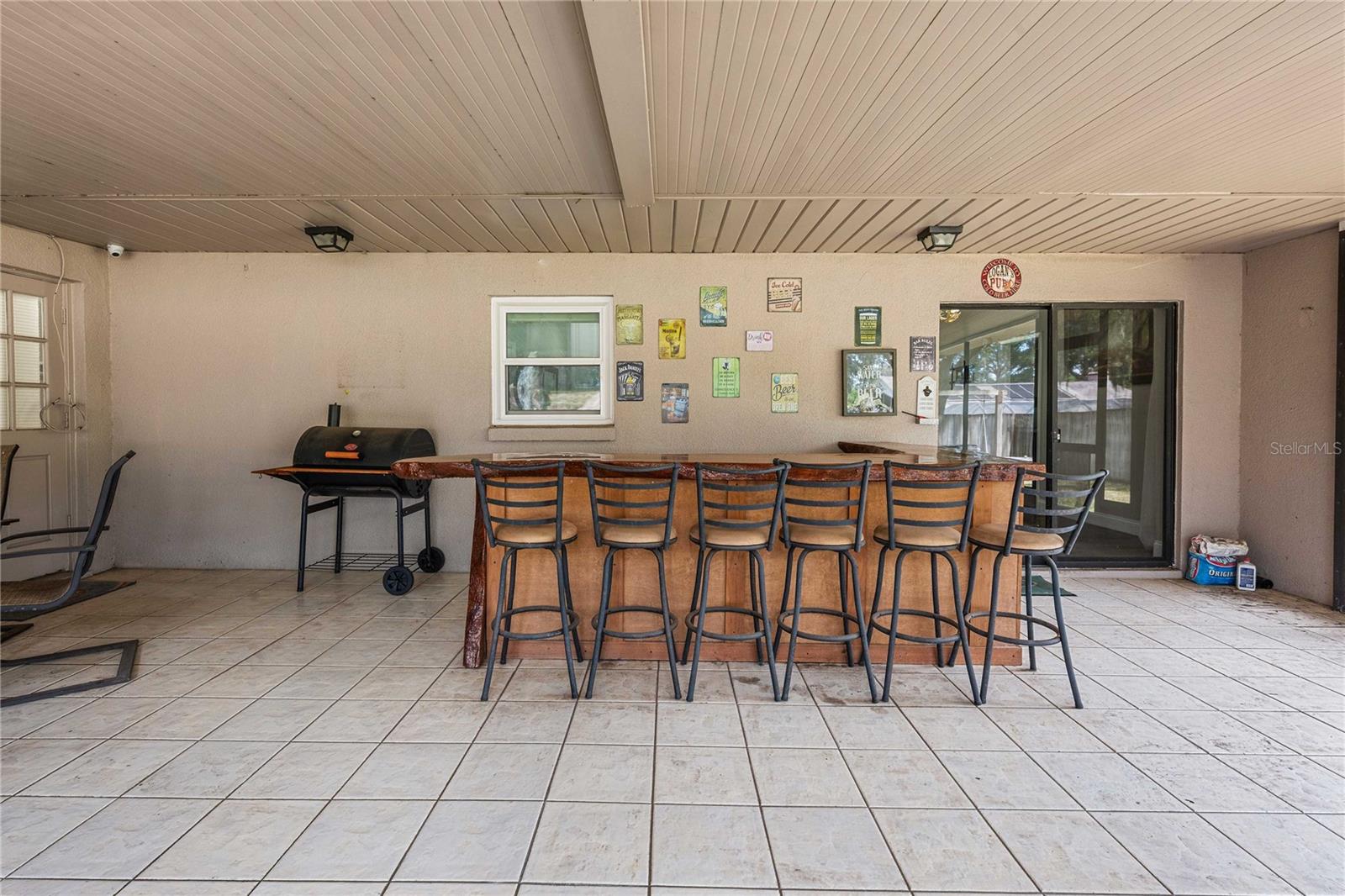 2423 FORREST CREST CIR