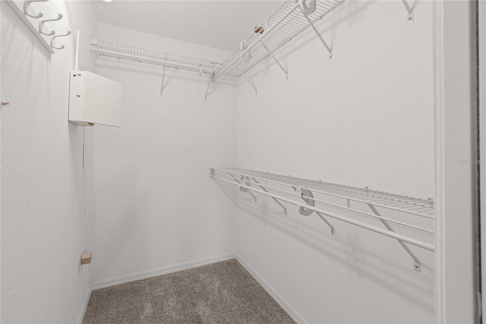12404 PALM RIDGE DR