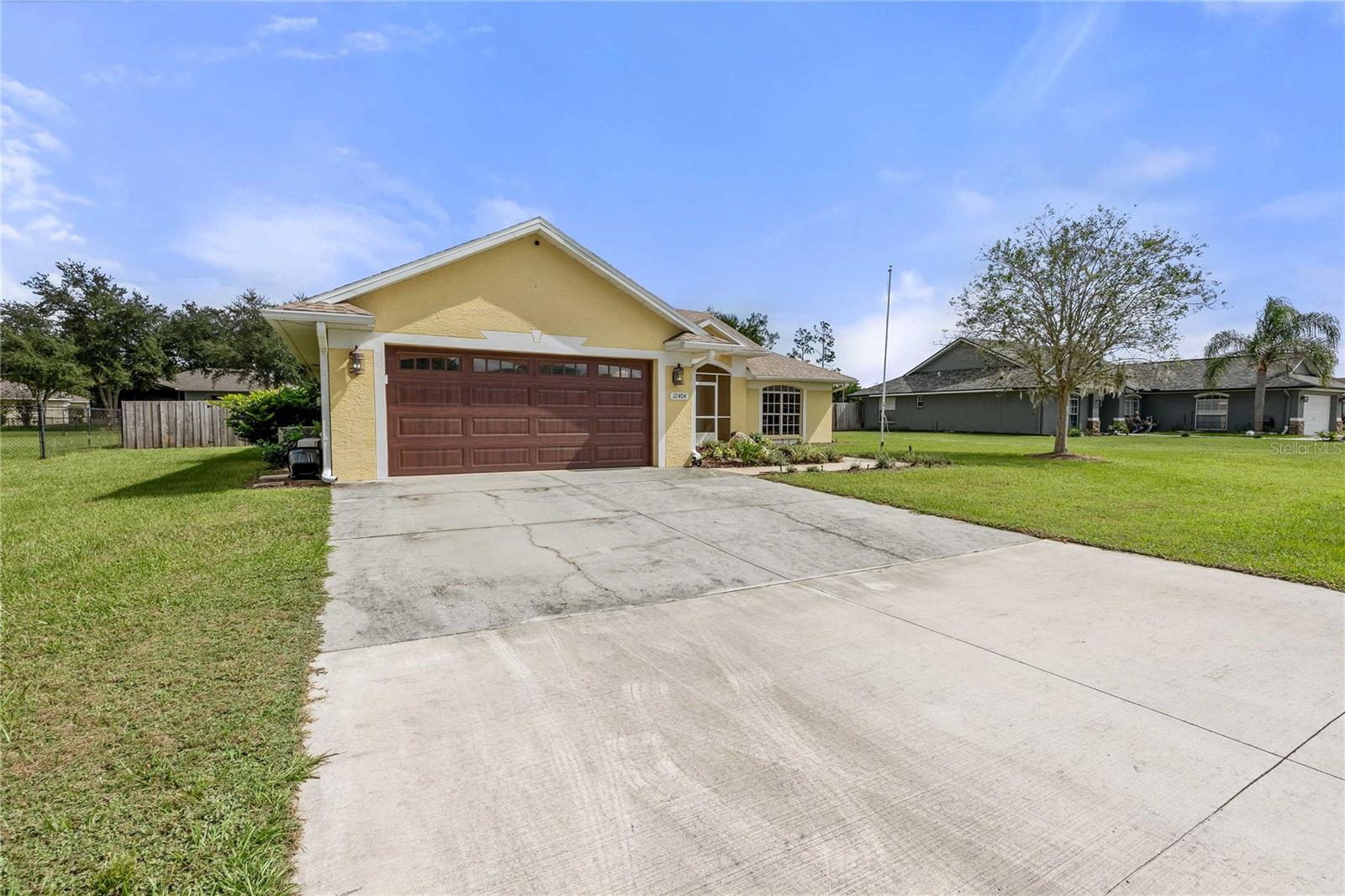 12404 PALM RIDGE DR