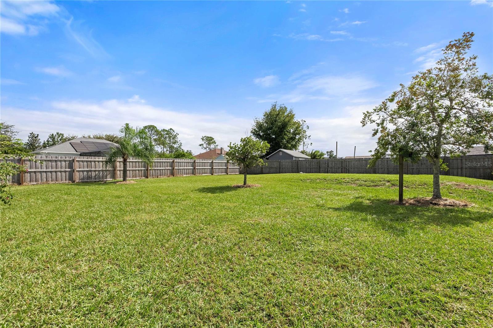 12404 PALM RIDGE DR