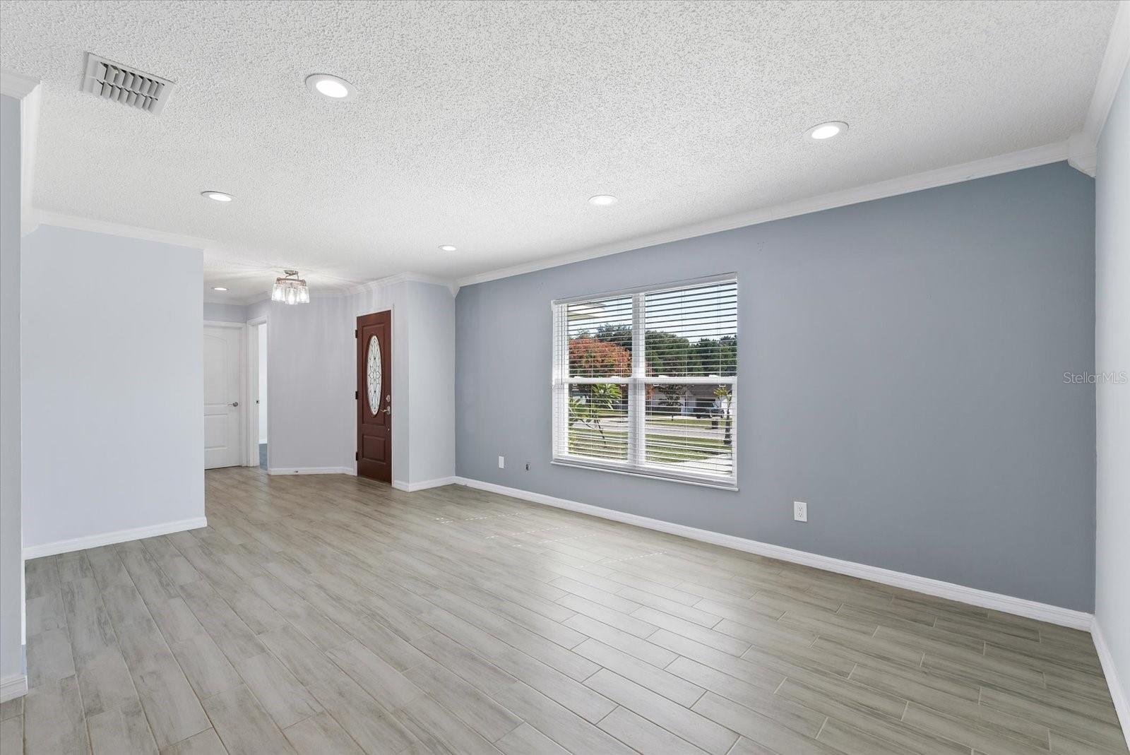 40237 TROTTER LN