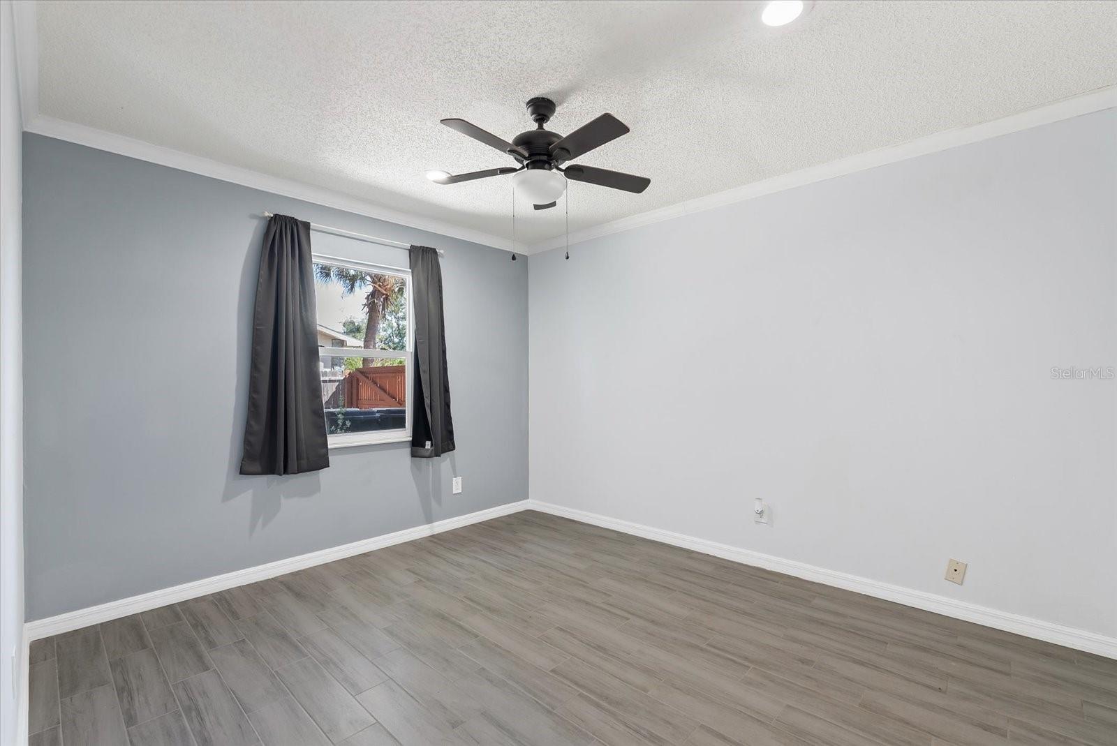 40237 TROTTER LN