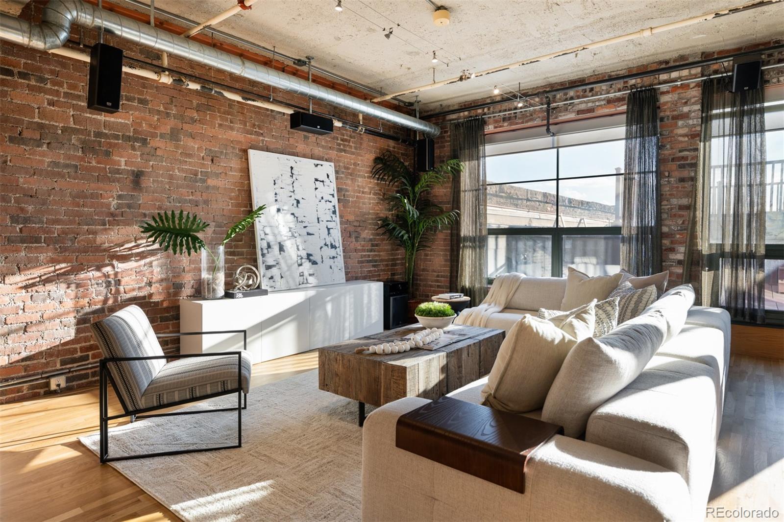 1801 Wynkoop Street Unit: 608