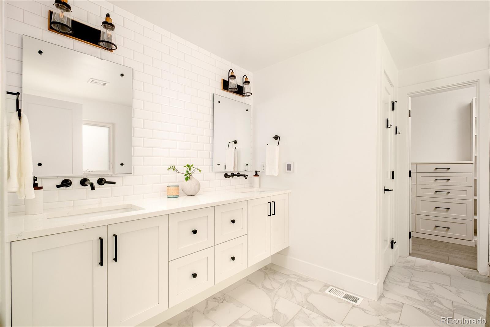 3610 Vallejo Street Unit: A