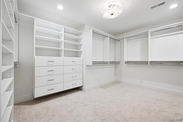 5290 E Nassau Circle