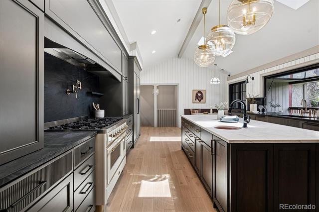 5290 E Nassau Circle