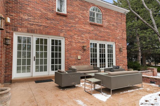4600 S Columbine Court