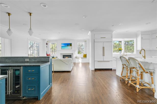 4600 S Columbine Court