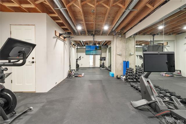 4600 S Columbine Court