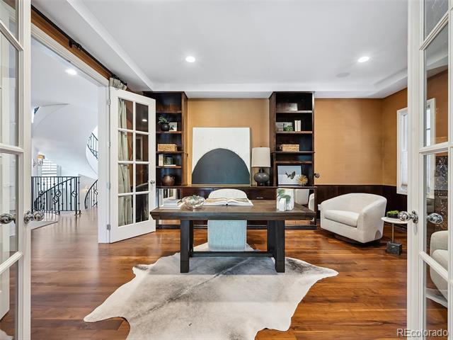 324 Elm Street