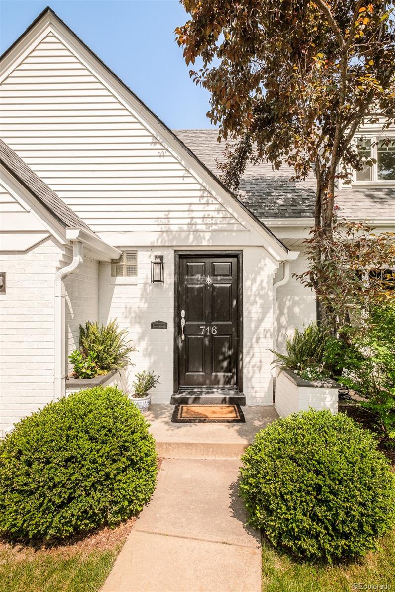 716 Krameria Street