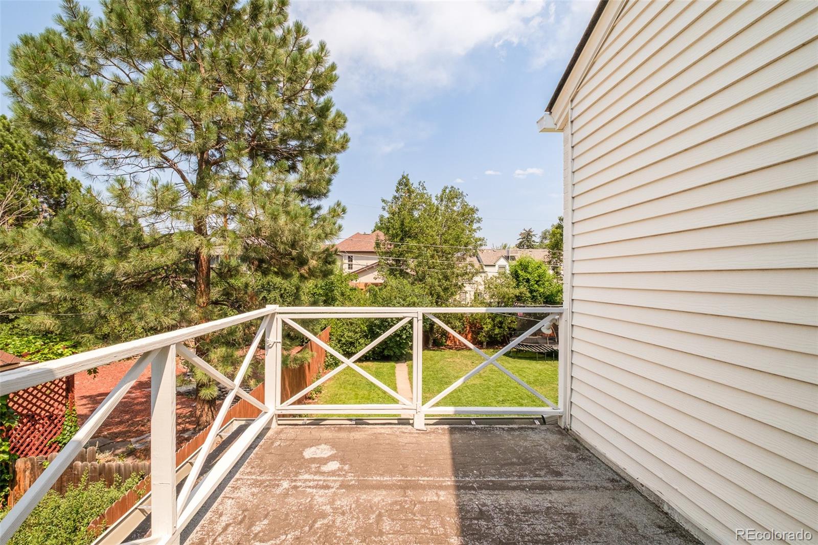 716 Krameria Street