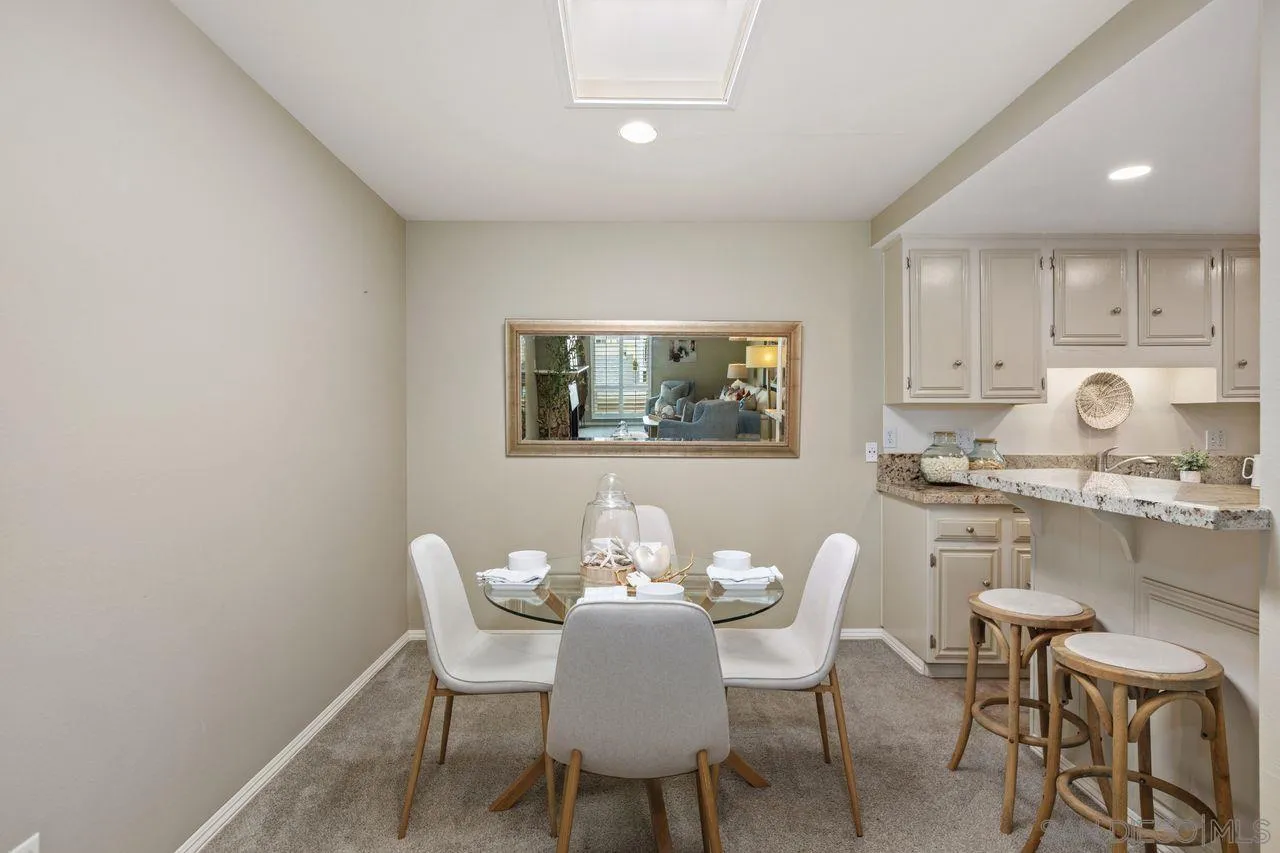 370 Rosecrans St Unit 302