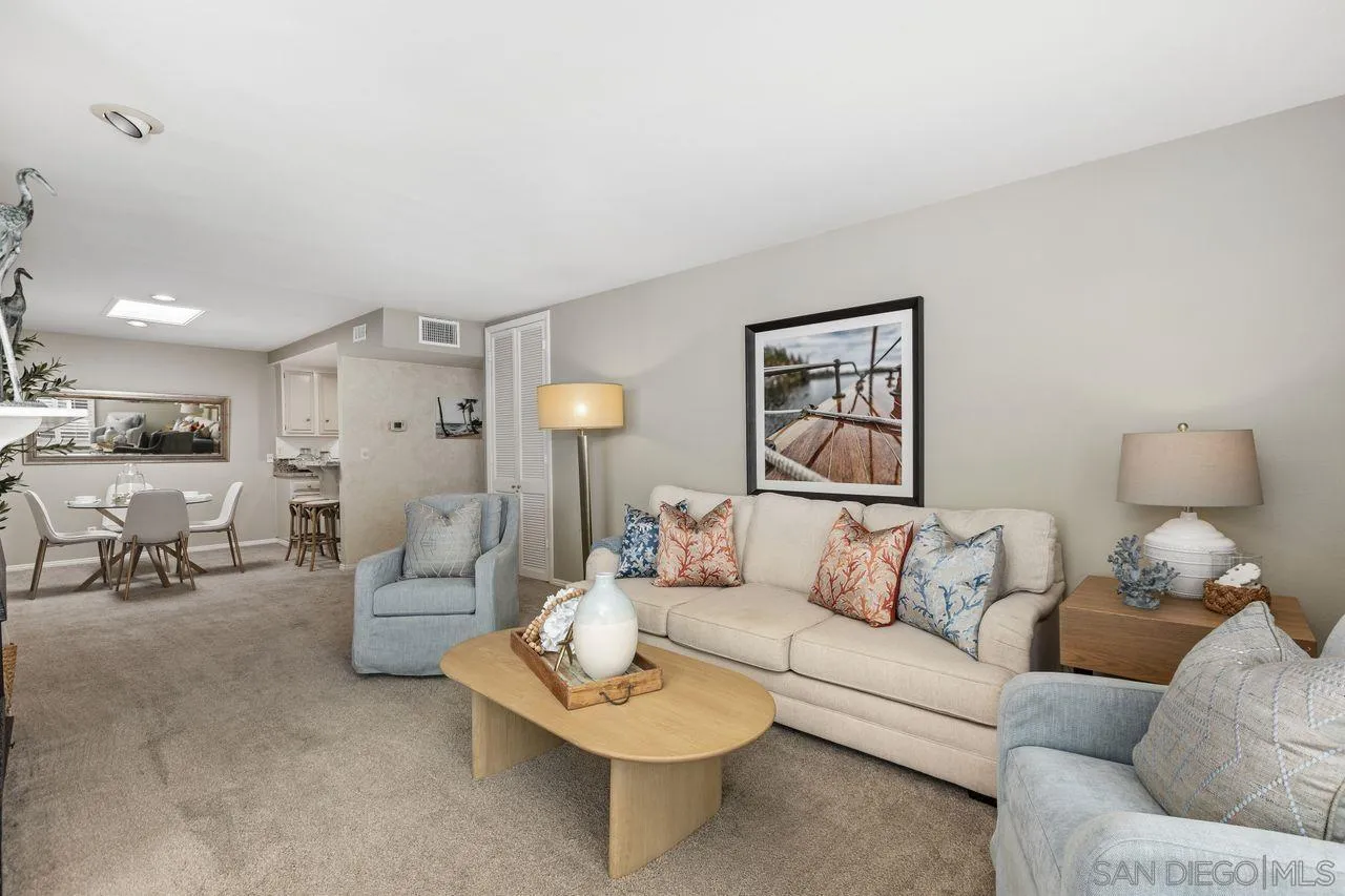 370 Rosecrans St Unit 302