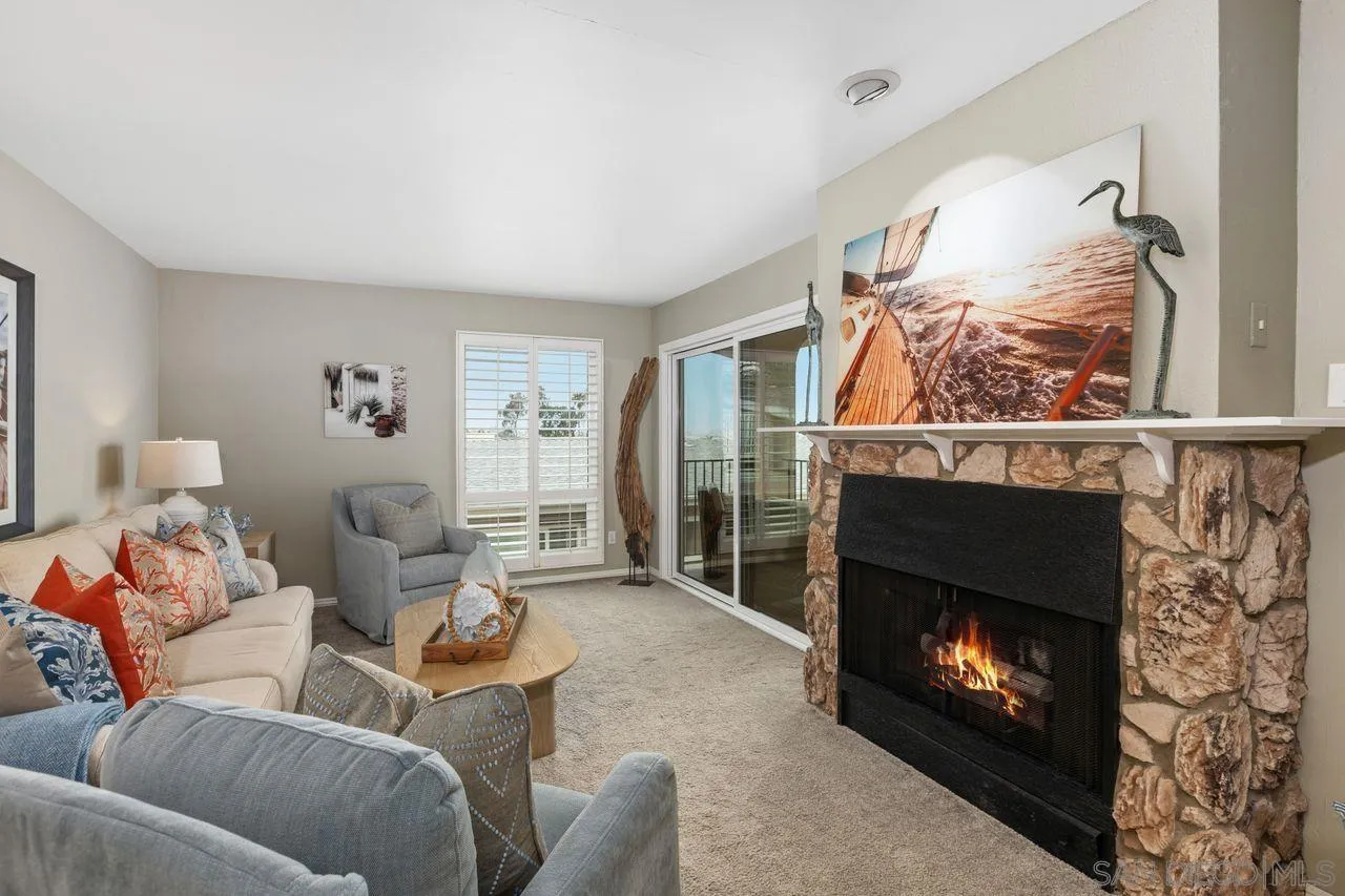 370 Rosecrans St Unit 302