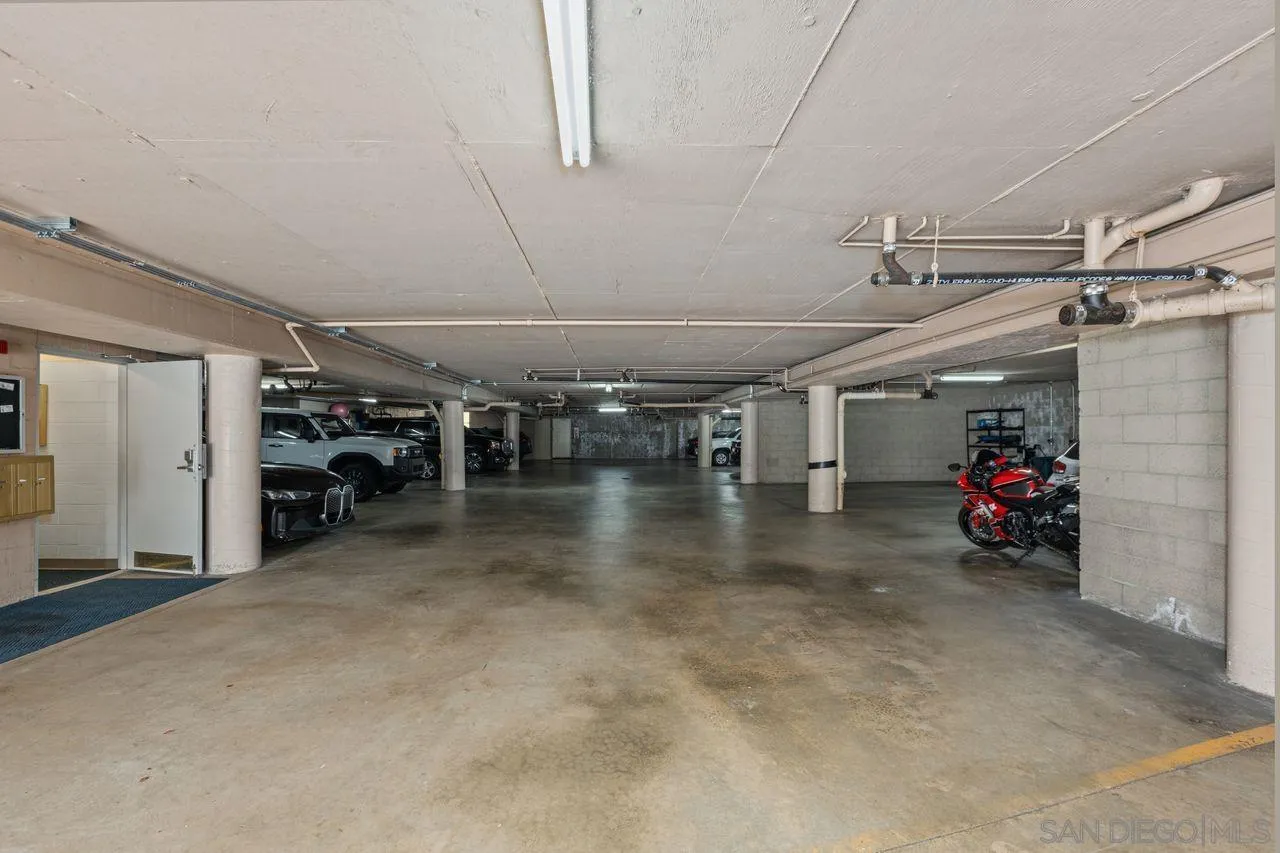 370 Rosecrans St Unit 302