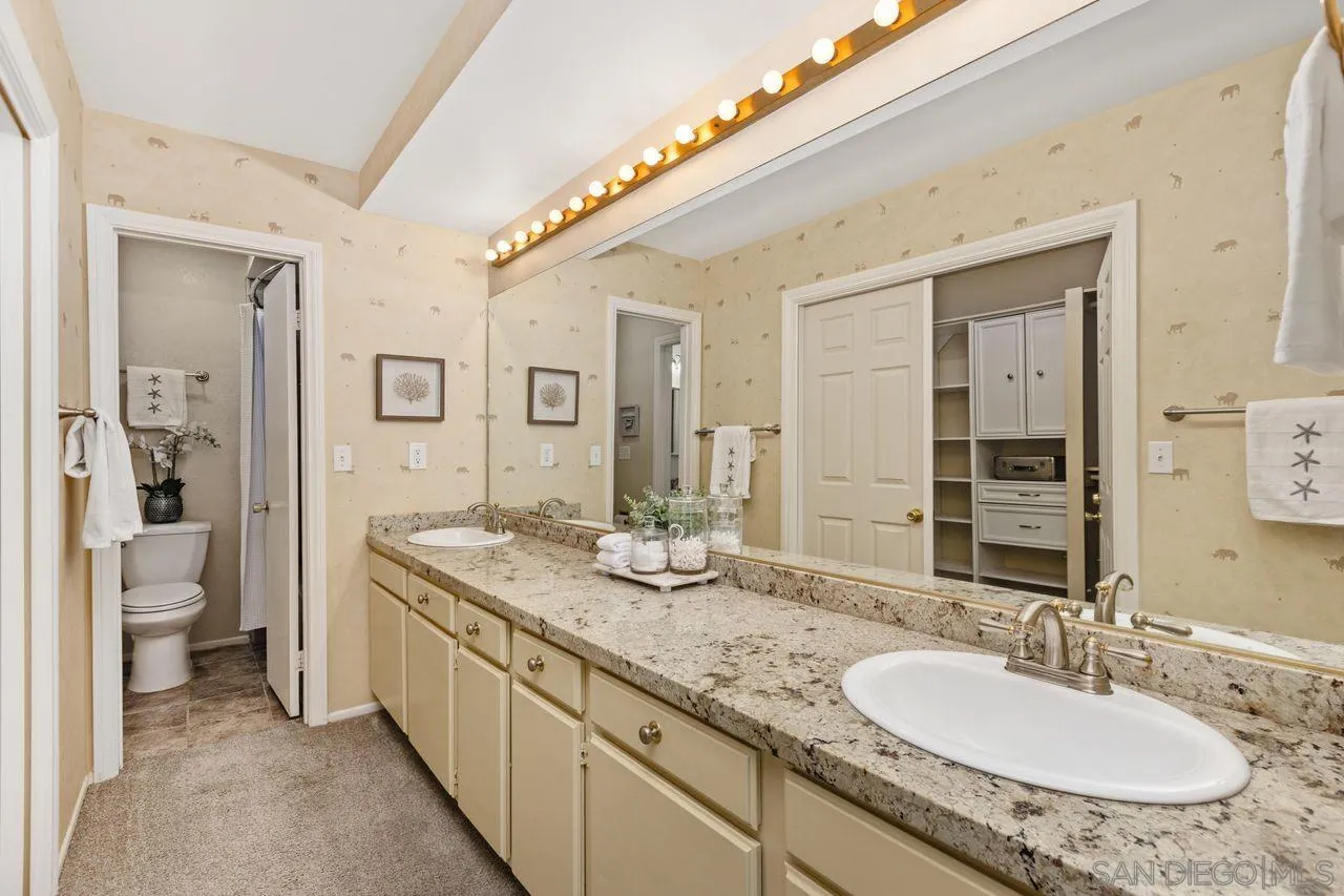 370 Rosecrans St Unit 302
