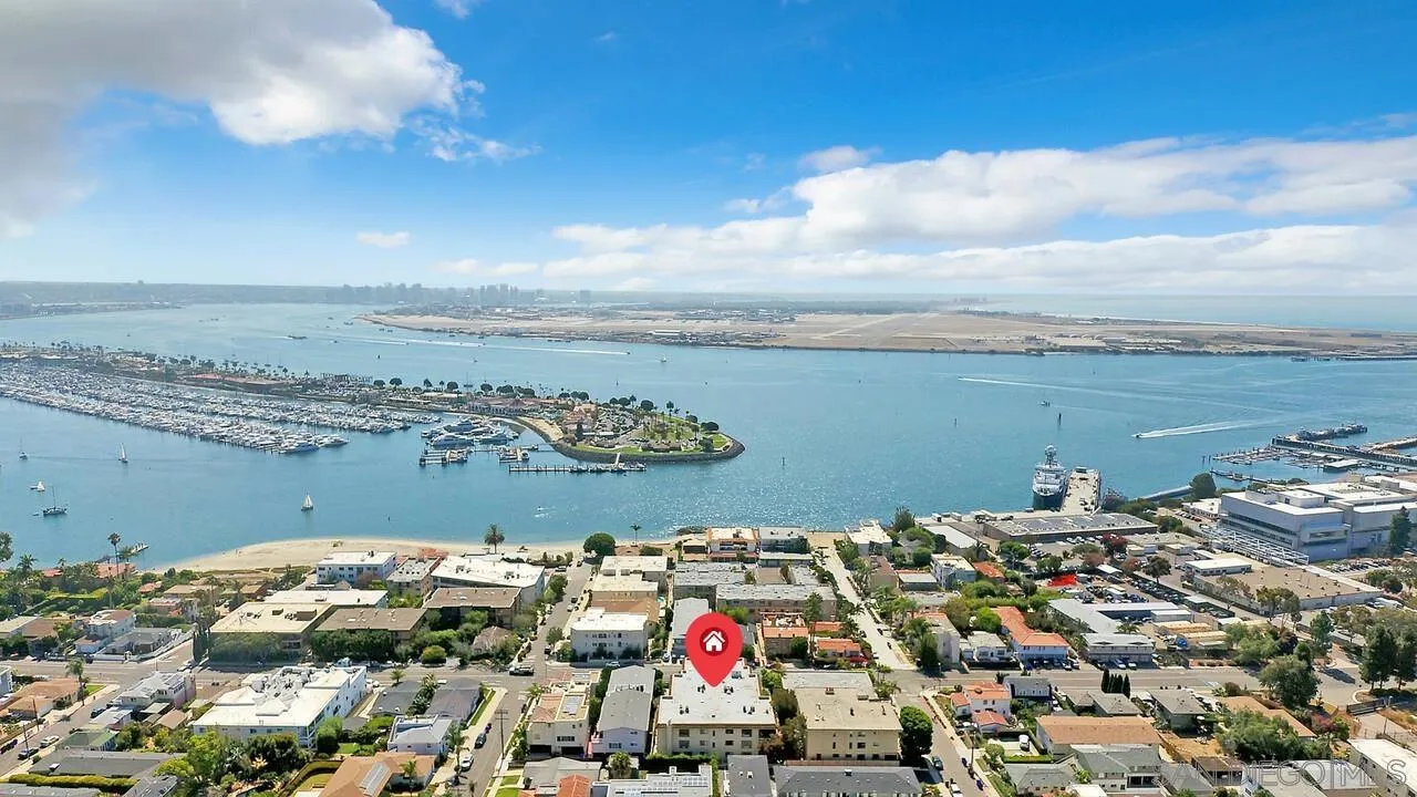 370 Rosecrans St Unit 302