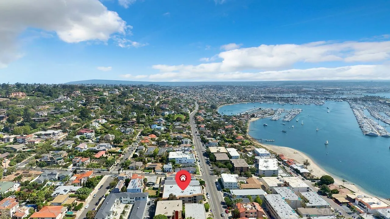 370 Rosecrans St Unit 302