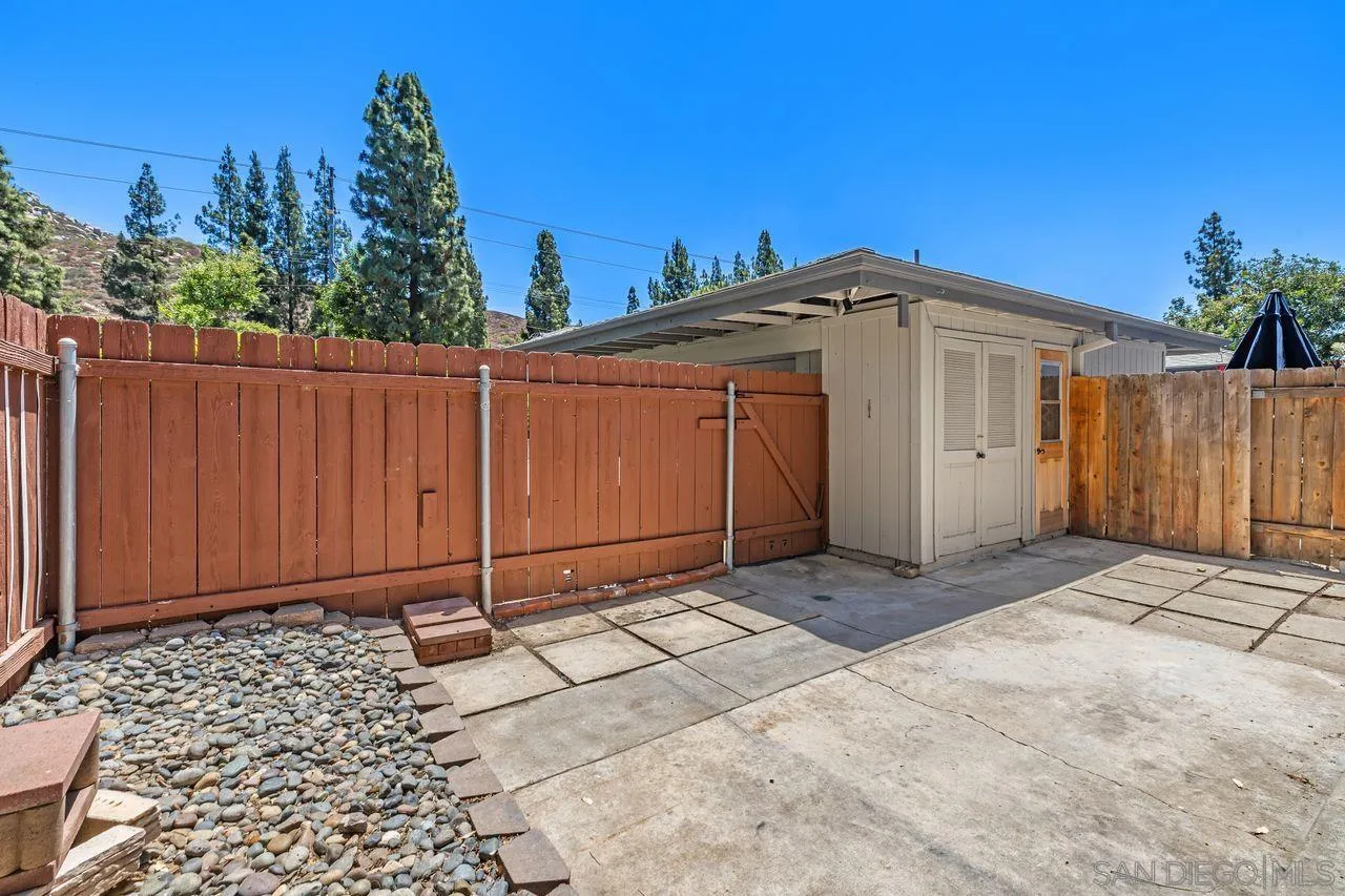 10628 Queen Jessica Ln