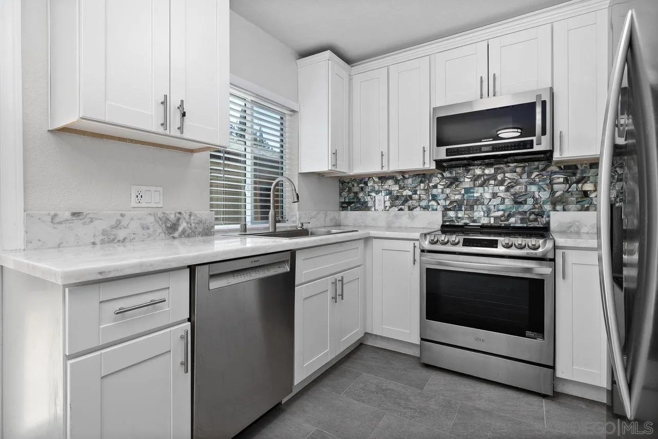 10628 Queen Jessica Ln