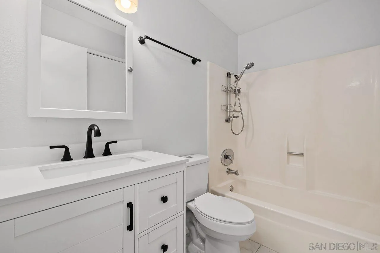 10628 Queen Jessica Ln