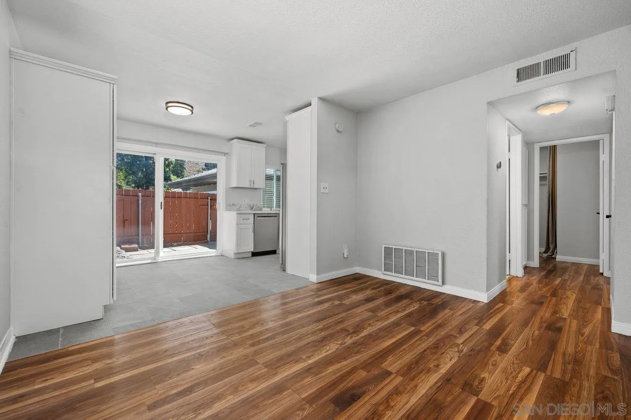 10628 Queen Jessica Ln