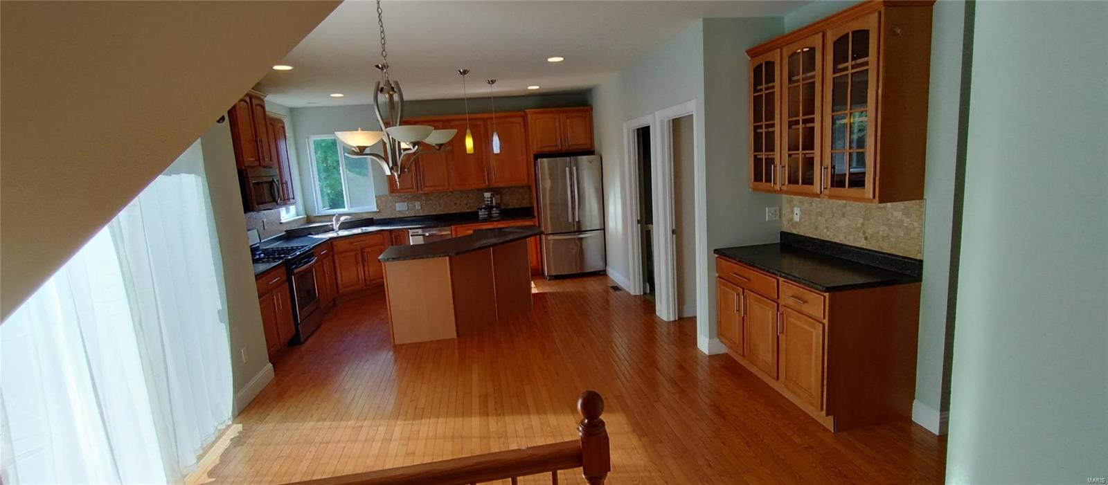 5522 Wooded Creek Drive