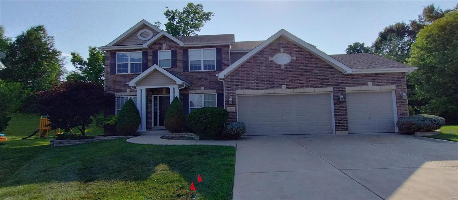 5522 Wooded Creek Drive