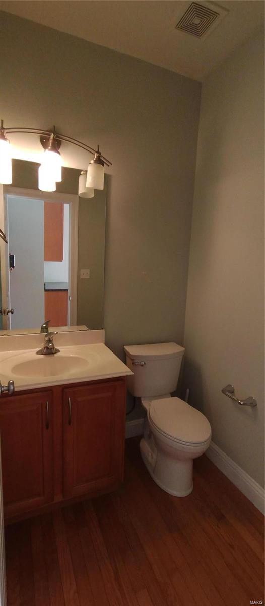 5522 Wooded Creek Drive