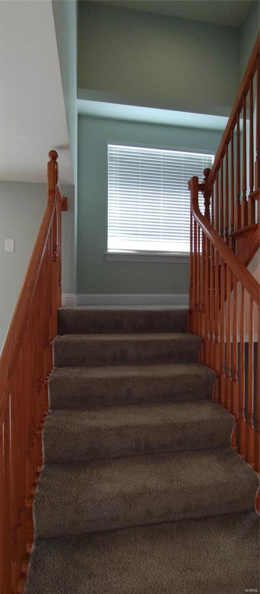 5522 Wooded Creek Drive