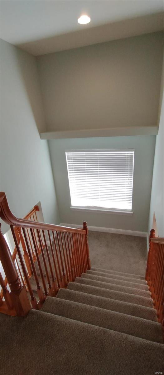 5522 Wooded Creek Drive