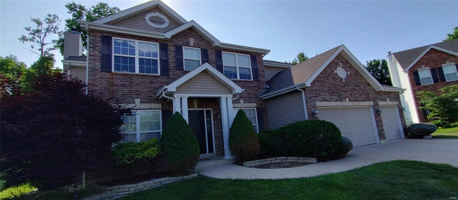 5522 Wooded Creek Drive