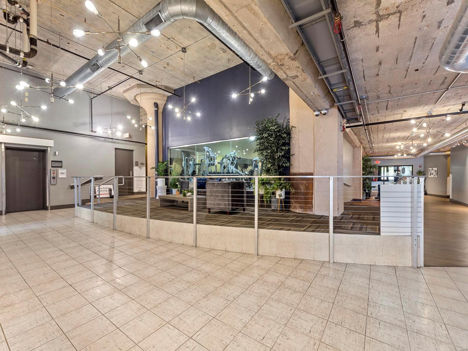 4100 Forest Park Avenue Unit: 524