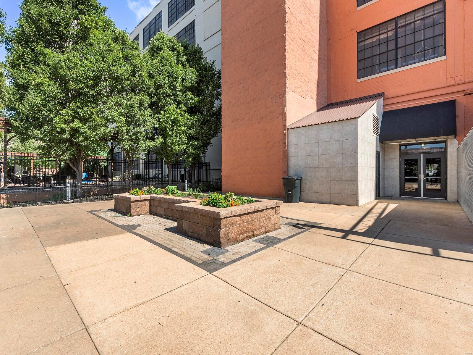 4100 Forest Park Avenue Unit: 524