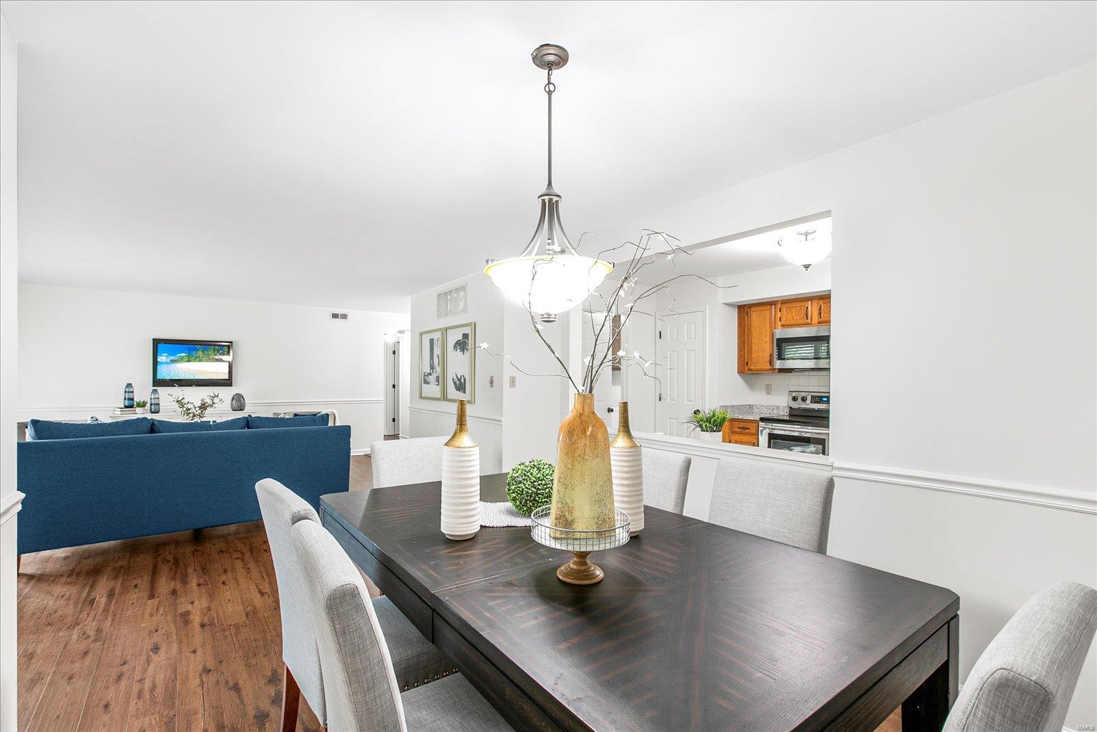 526 Sarah Lane Unit: 18