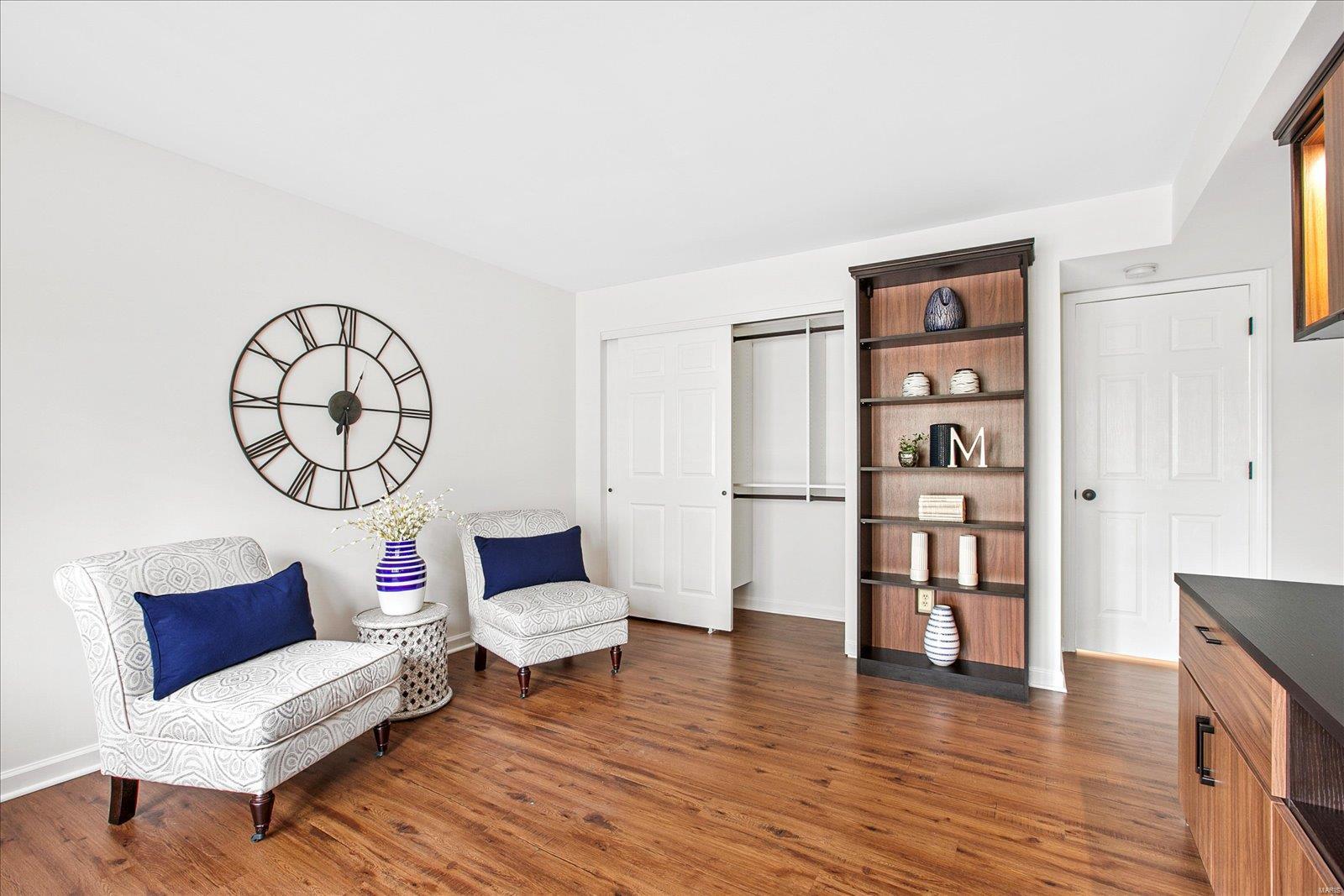 526 Sarah Lane Unit: 18