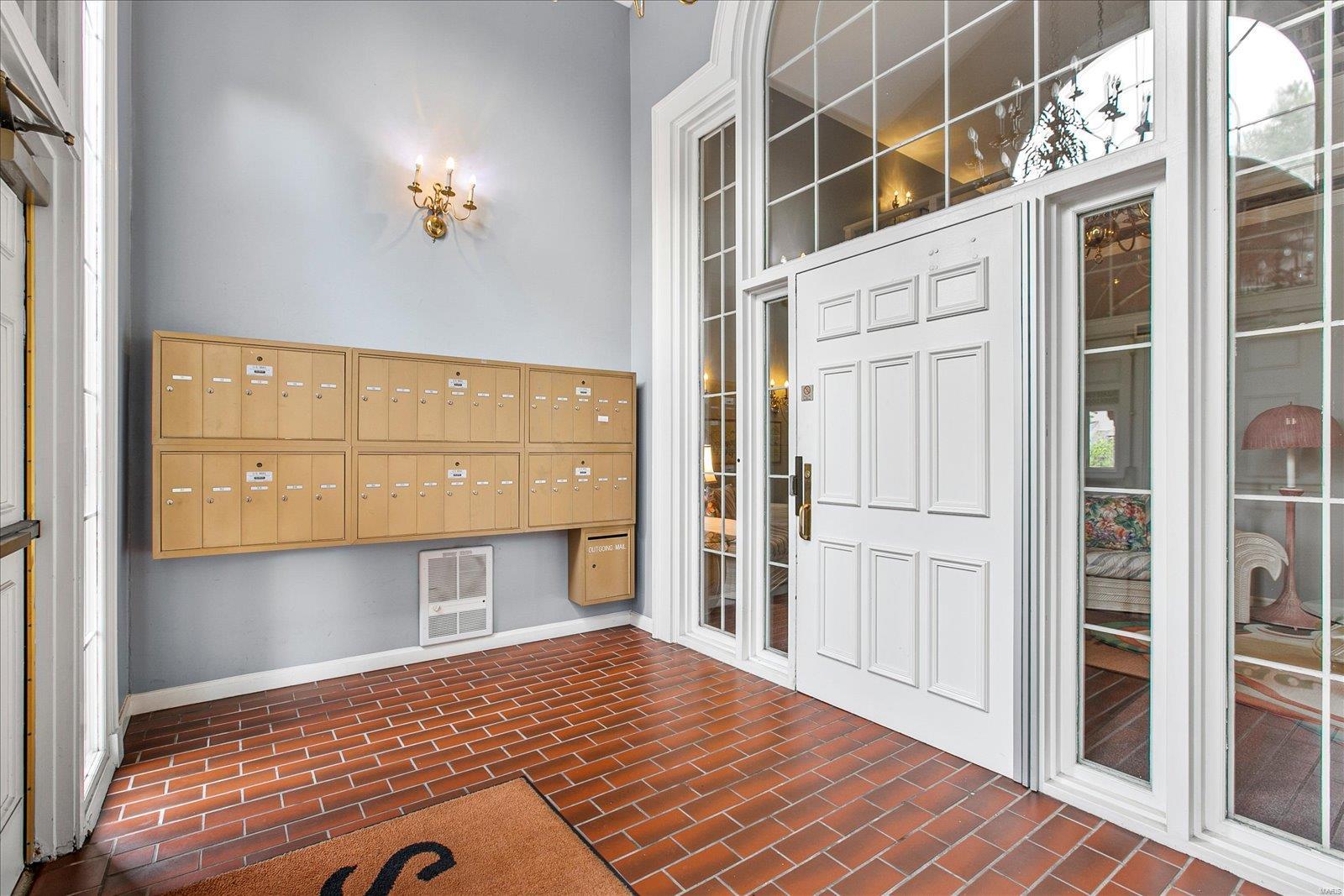 526 Sarah Lane Unit: 18