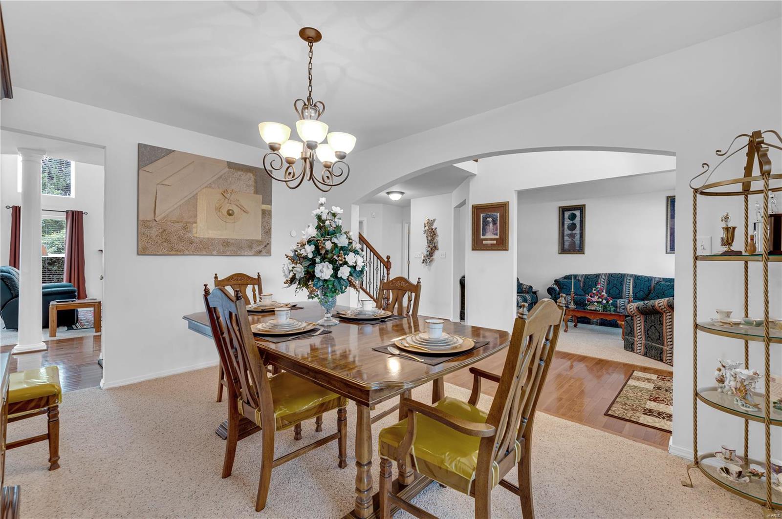 433 Dovedale Drive