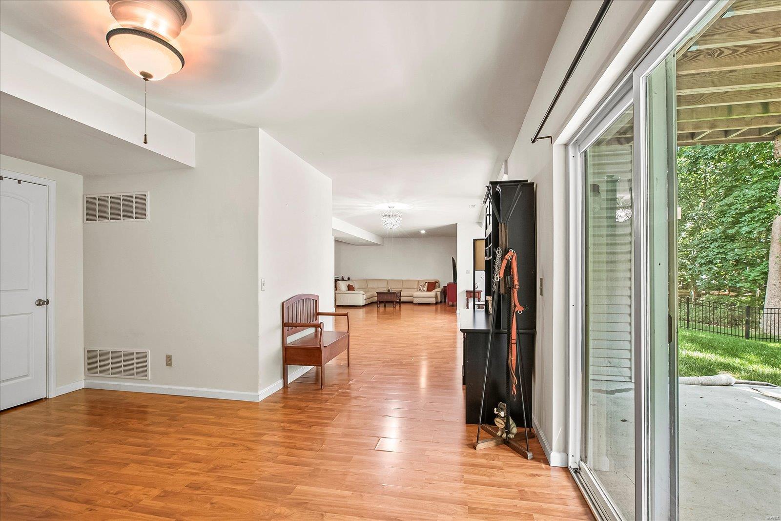 500 Hickory Manor