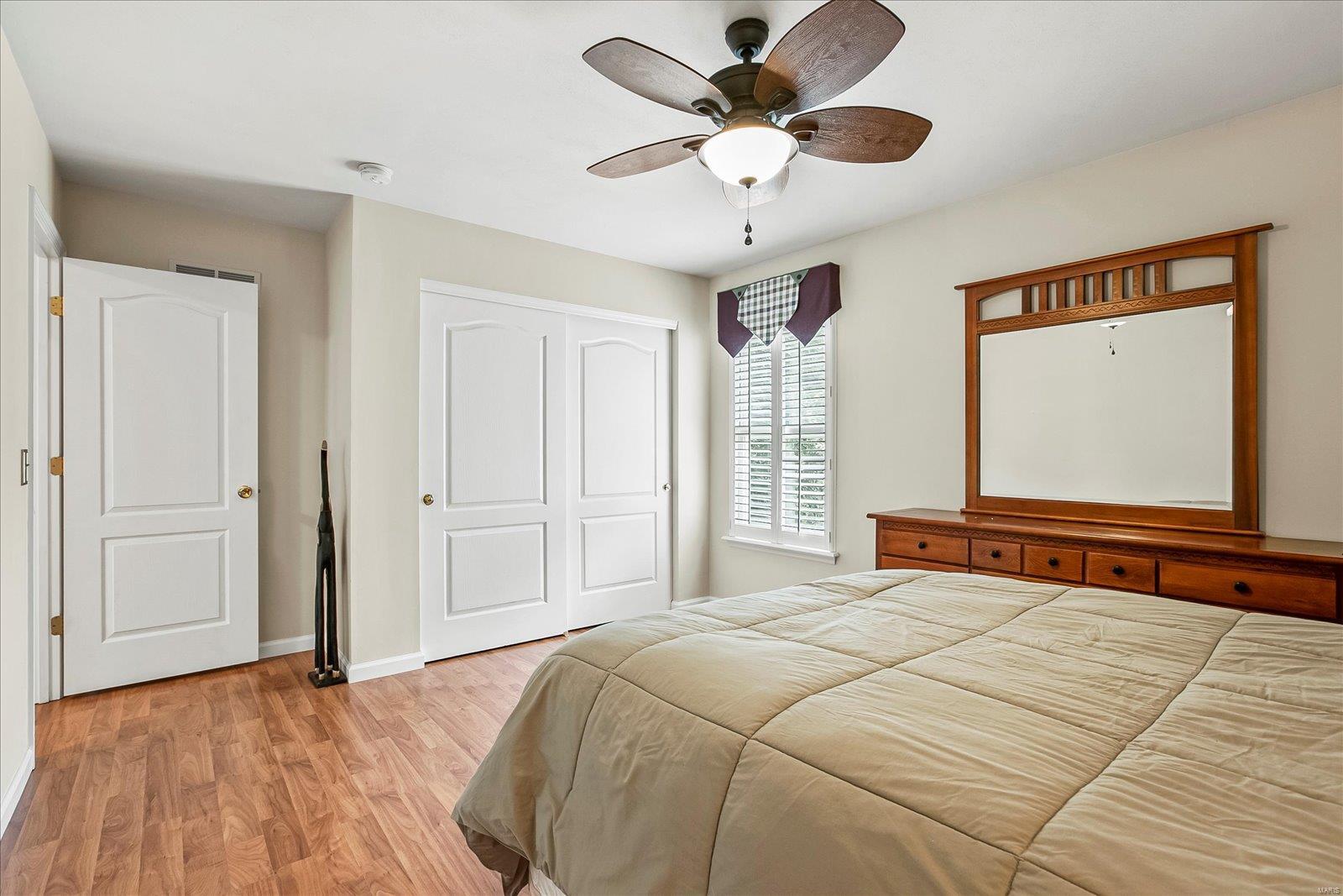 500 Hickory Manor