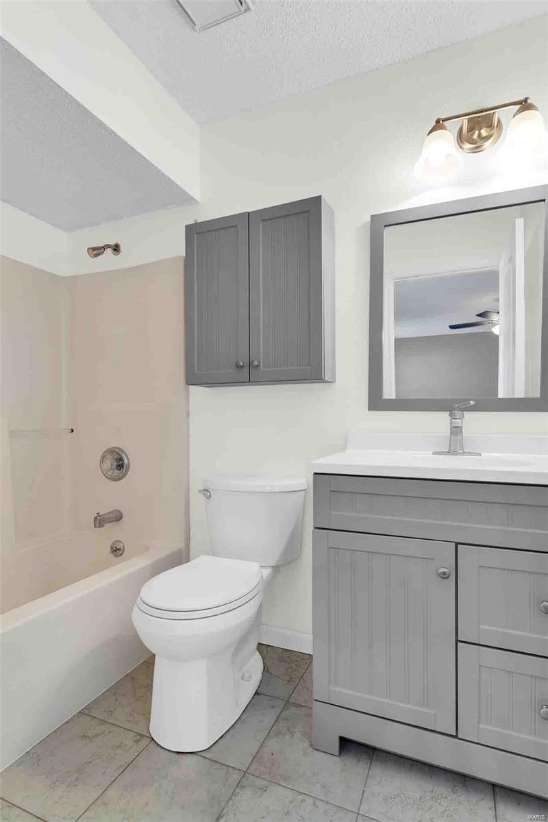 1017 Crabapple Court